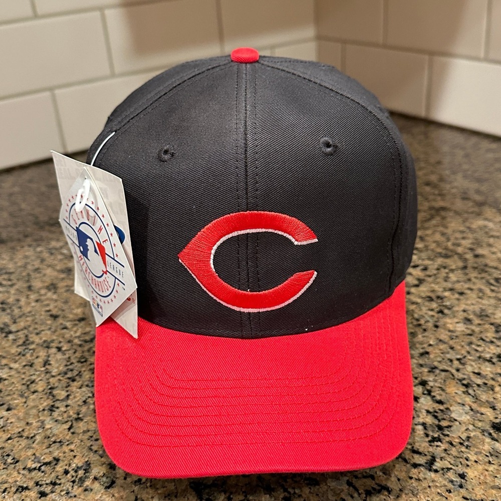 Vtg Y2K Cincinnati Reds Logo Athletic Snapback Hat Black Red MLB Deadstock New
